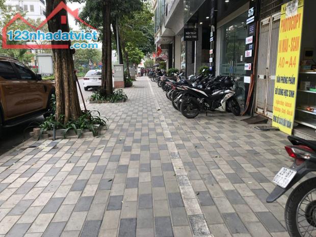 LẠC LONG QUÂN. TÂY HỒ. 43 M2. VỊ TRÍ ĐẮC ĐỊA. KINH DOANH ĐỈNH CAO. GIÁ 25 TỶ.