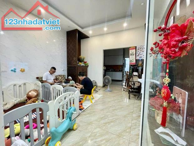 BÁN NHÀ 3 TẦNG 78M TẬP THỂ QUÂN ĐỘI ĐƯỜNG NGỌC HỒI PHÂN LÔ-ÔTÔ TRÁNH CHỈ 8 tỷ - 1