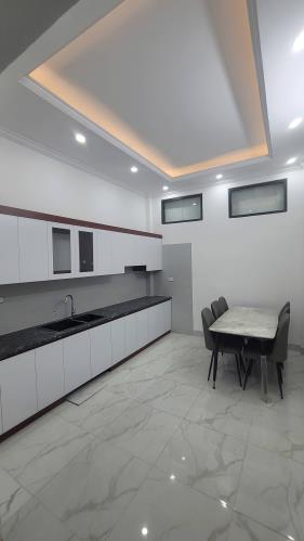 Chính chủ bán nhà mới, sân riêng,  gần ô tô, Vũ Tông Phan, Thanh Xuân DT: 50m2, 4 tầng. - 4
