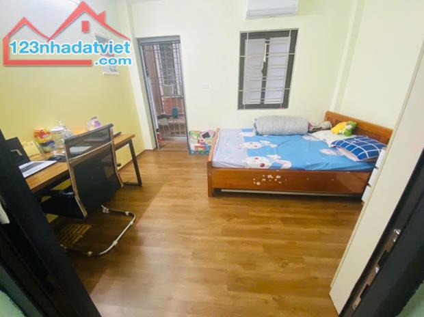 CỰC HIẾM- 5M RA HỒ - O TO TRÁNH - ĐỐNG ĐA- Ở NGAY - 1