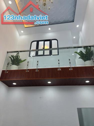 👉HÀNG HIẾM- NHÀ SỔ HỒNG RIÊNG ĐẸP LUNG LINH  3PN HUỲNH TẤN PHÁT TT NHÀ BÈ- 50M2