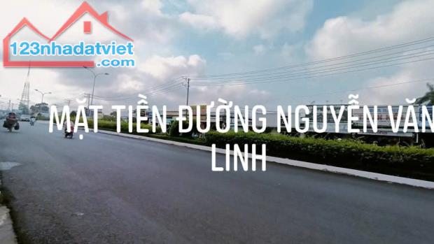 nhà 15 triêụ mặt tiền đường Nguyễn Văn Linh thuận lợi cho việc kinh doanh