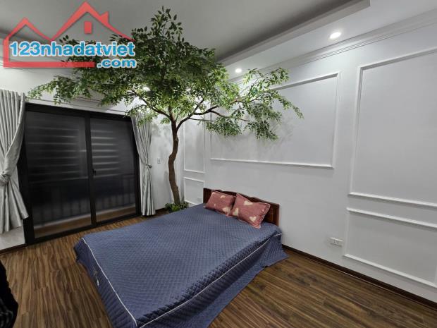 Bán nhà 5 tầng đẹp,View biệt thự Đô Nghĩa, Gần công viên, Giá 4.55 tỷ - 2