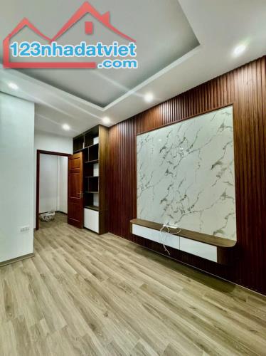 BÁN NHÀ ĐỊNH CÔNG HẠ, HOÀNG MAI, BA GÁC TRÁNH, 30M2, 6.5TỶ(CTL) - 1