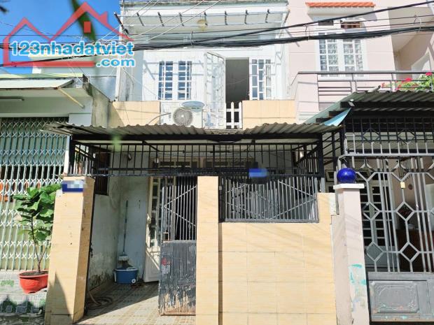 Bán nhà 2 tầng, hẻm 6m, ngay Lê Văn Khương, 4,3x23 , nhỉnh 5 tỷ - 1