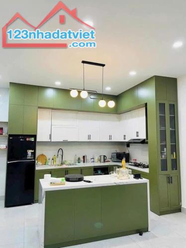 --Bán nhà đường Bùi Thị Xuân, phường 1, Tân Bình - 4x12 - ngay trục LVS - 2