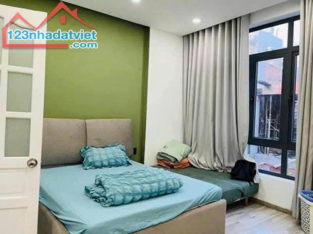 --Bán nhà đường Bùi Thị Xuân, phường 1, Tân Bình - 4x12 - ngay trục LVS - 3