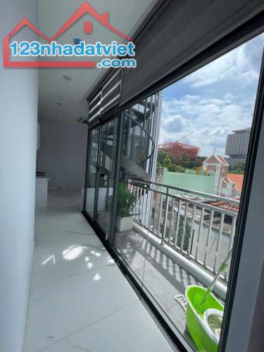BÁN CHDV CAO CẤP LÝ TỰ TRỌNG Q1- 5 TẦNG THANG MÁY 6.5M X 15M GIÁ 38 TỶ - 4