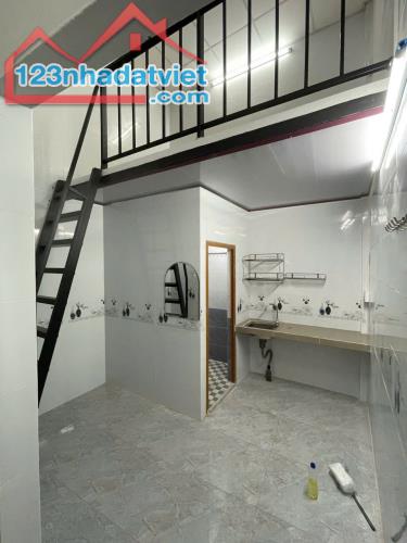 Phòng trọ mới xây 2,7 triệu có Máy Lạnh mặt tiền hẻm Đường 3/2 gần Cầu Đầu Sấu - 1