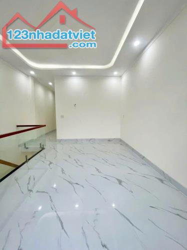 BÁN NHÀ 1 TRỆT 1 LẦU (HOÀN CÔNG) 128m2 (P. HOÁ AN) chỉ 3,1 tỉ - 2