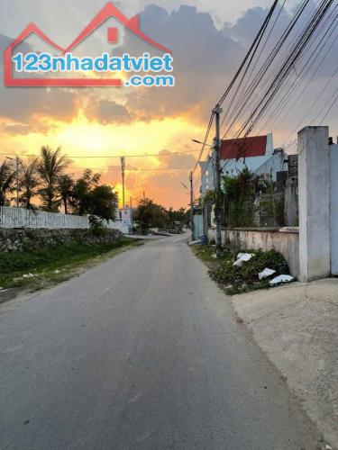 BÁN NHÀ 1 TRỆT 1 LẦU (HOÀN CÔNG) 128m2 (P. HOÁ AN) chỉ 3,1 tỉ - 4