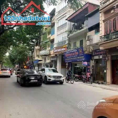 Bán nhà măttj phố Thuỵ Khuê. 2 mặt thoáng giá rẻ - 1