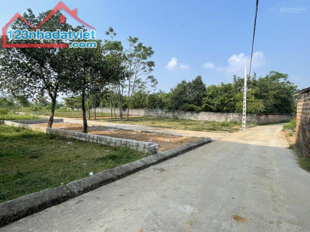 Bán đất Cánh Chủ Bình Yên, lô góc trục chính, mặt tiền hơn 6m, giá hơn 3 tỷ