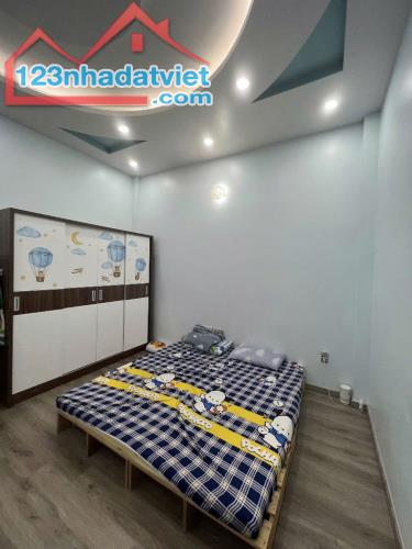 Cần bán tòa nhà văn phòng 6 tầng,Nguyễn Trọng Tuyển, P8, Phú Nhuận,4,3x18,5m NH, 16,5 tỷ - 1