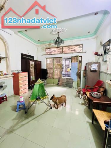 Ngon nhà Trần Văn Ơn Tân Sơn Nhì ngay trường hoc Đoàn Thị Điểm 44m2-2 Tầng 3 tỷ 9 - 2