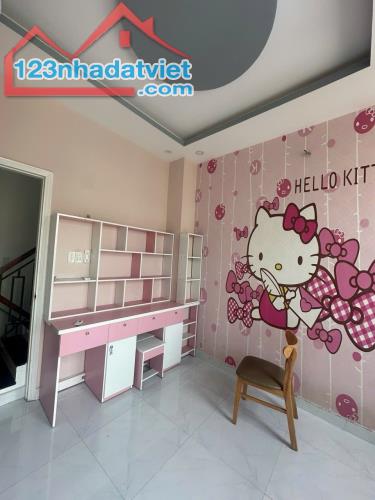 + TÁM DANH P4 - Q8.KHU VỰC KINH DOANH ĐA NGÀNH. 3 LẦU - 4 PN  (3.5x9.8).GIÁ 4.85 TỈ - 2