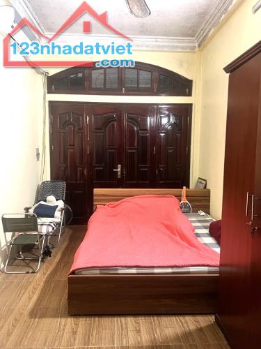 NHỈNH 5 TỶ - BÁN NHÀ Ô CHỢ DỪA - DÂN XÂY CHẮC CHẮN - THOÁNG SÁNG - SÁT PHỐ - KHU DÂN TRÍ