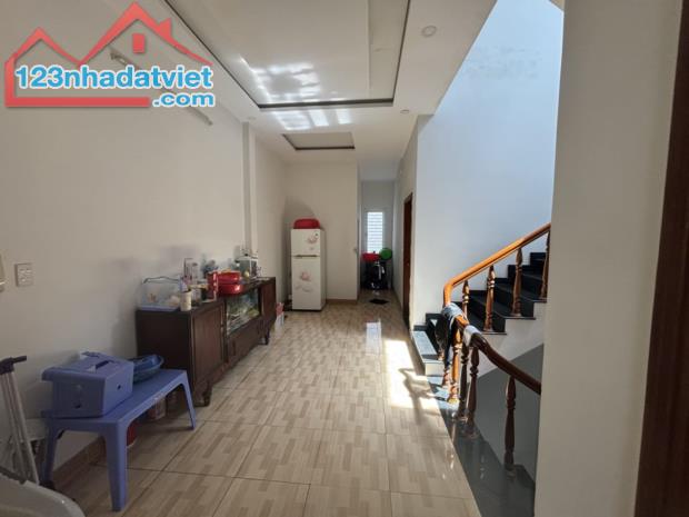 🌹 Bán nhà 3 tầng mặt tiền Phan Bá Phiến - đường 7m5 lề 4m chỉ nhỉnh 10tỷ - 2