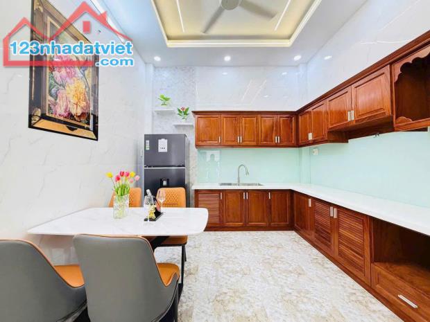 Chỉ 5.99 Tỷ TL! 60M², 3 Tầng/3P.Ngủ, Sát mặt tiền Phạm Ngũ Lão Gò Vấp! - 1