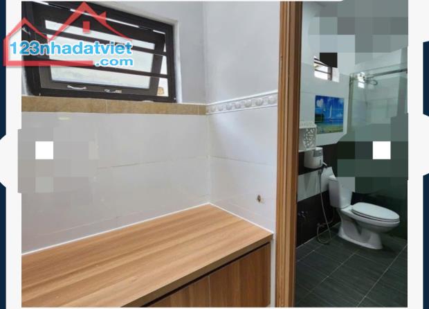 Bán nhà 3 tầng Hòa Xuân,Đô Đốc Lân - 3