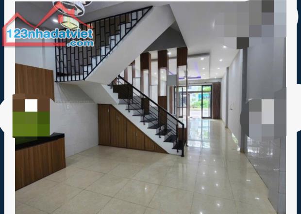 Bán nhà 3 tầng Hòa Xuân,Đô Đốc Lân - 4