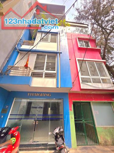 Phân lô Chùa Láng, Ngõ Ôtô, 2 Thoáng, Sổ nở hậu 47m2, 5 tầng, MT 4.5m, Giá 15.2 tỷ