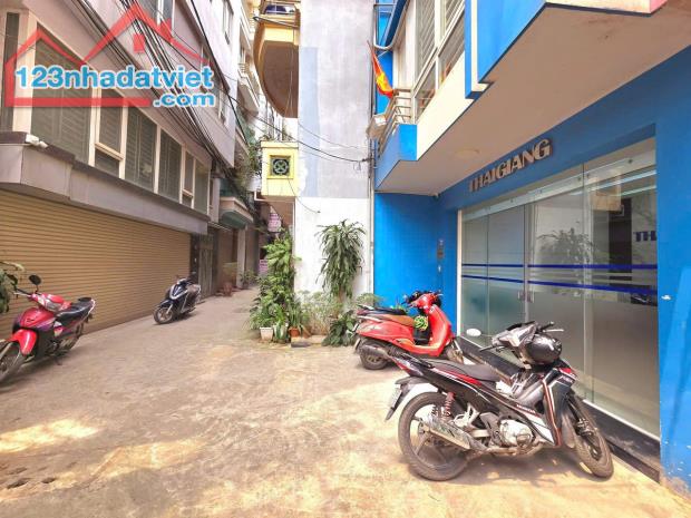 Phân lô Chùa Láng, Ngõ Ôtô, 2 Thoáng, Sổ nở hậu 47m2, 5 tầng, MT 4.5m, Giá 15.2 tỷ - 1