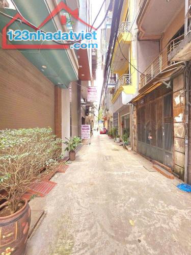 Phân lô Chùa Láng, Ngõ Ôtô, 2 Thoáng, Sổ nở hậu 47m2, 5 tầng, MT 4.5m, Giá 15.2 tỷ - 2