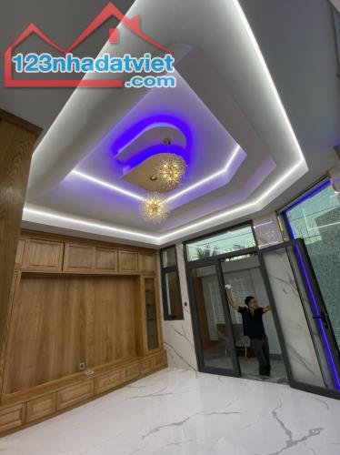 Bán nhà mặt phố Q.9, 90m², 4 tầng, 10.3 tỷ, sổ hồng - 4