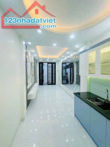 TRUNG TÂM HAI BÀ TRƯNG - NHÀ MỚI ĐẸP - GẦN PHỐ - CHỐT NHANH! - 3