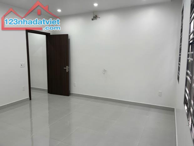 Bán Nhà Đường Ngô Gia Tự, Hải An, Hải Phòng - Giá Chỉ 4,2 Tỷ - Diện Tích 50m² - 2
