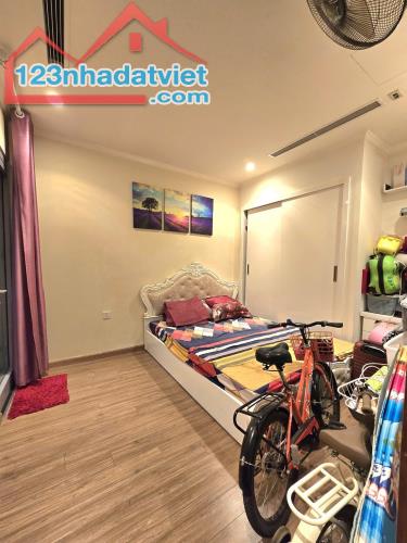 **BÁN GẤP 🏡 CĂN HỘ PARK 8 TIMES CITY - 80M2 - 2 PN + 2WC - FULL NỘI THẤT CAO CẤP** - 1