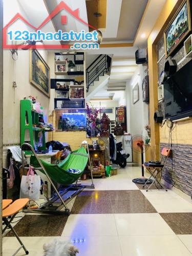 Bán nhà hẻm 241 Tân Hoà Đông Quận 6 - 45m2