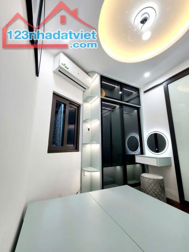 Sót lại, Bán nhà phố Khâm Thiên, Đống Đa, 4 tầng, giá hơn 2 tỷ - 1