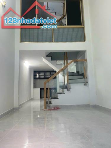 Nhà bán HXH, Trần Hưng Đạo , Q5 , 32m2, 3 tầng , giá 6,3 tỷ. - 1