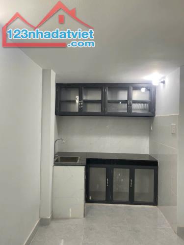 Nhà bán HXH, Trần Hưng Đạo , Q5 , 32m2, 3 tầng , giá 6,3 tỷ. - 2