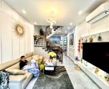 Nhà đẹp phân lô khu tđc Vinhomes đường 12m