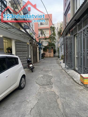 Bán Nhà 126B Phan Đăng Lưu, P.3, Phú Nhuận, 8.7x15m, Chỉ 25.5 Tỷ