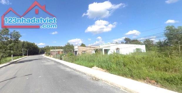 BÁN ĐẤT MẶT TIỀN 201m2 THỔ CƯ FULL SỔ HỒNG RIÊNG GẦN QL13,QL14 NGÃ TƯ CHƠN THÀNH 180TR