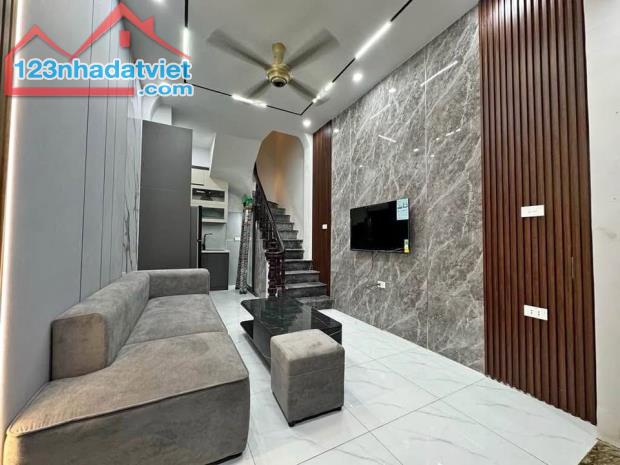 HIẾM! BÁN GẤP NHÀ VĂN HƯƠNG-ĐỐNG ĐA, 21M 4 TẦNG FULL NỘI THẤT CHỈ 3,6 TỶ