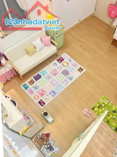 Bán Tập Thể Vĩnh Hồ - Thái Thịnh- Tây Sơn, Đống Đa, 2 ngủ, 2 vệ sinh, nhà đẹp  thoáng sáng
