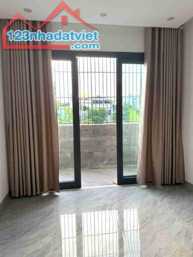 NHỈNH 4 TỶ SỞ HỮU NGAY NHÀ DIỆN TÍCH KHỦNG  HÒA XUÂN - 4