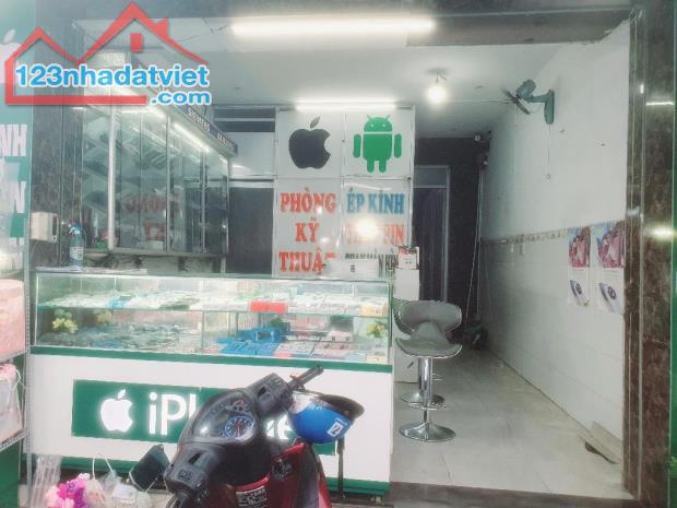 Đi định cư cần bán gấp Mặt tiền Nguyễn Oanh P.17 GV, 5 tầng 120m2, cho thuê CHDV 70tr/th