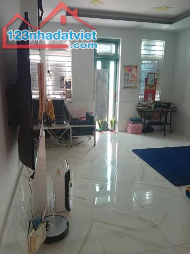 * BÁN GẤP CĂN NHÀ 4 TẦNG 2 MT SÁT LÒ LU, 64M2, GIÁ SỐC 4,5 TỶ! - 3