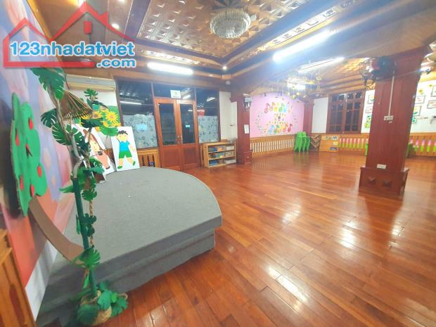 Biệt Thự KĐT Dịch Vọng (Gần Công Viên Cầu Giấy) 310m/ 4Tầng +1 Hầm, MT 15m 89 Tỷ - 3