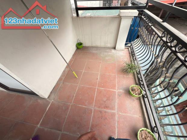 Bán nhà ngõ chợ Khâm Thiên diện tích 17/22m2 4 tầng giá 4.89 tỷ  Nhà mặt ngõ - 5