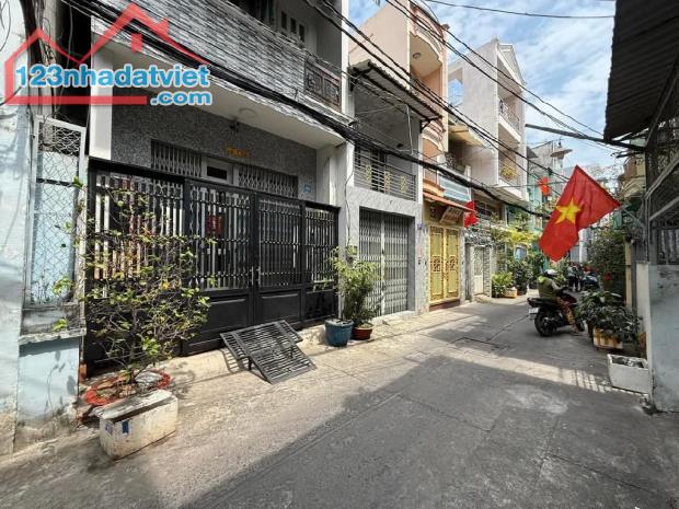 🌳Nhà Hậu Giang phường 6 . Quận 6 - 2 PHÚT RA CHỢ LỚN DT 4.5 X 13.5m . DT đất 64m2 - 1