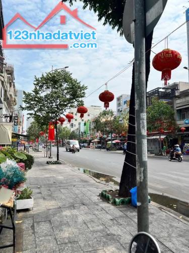 🌳Nhà Hậu Giang phường 6 . Quận 6 - 2 PHÚT RA CHỢ LỚN DT 4.5 X 13.5m . DT đất 64m2 - 2