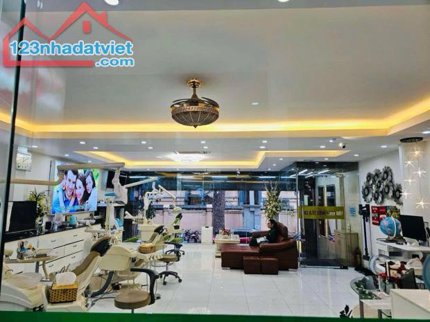 Mặt phố Lý Nam Đế - Tòa vp 7 nổi 1 hầm - Thang máy - MT 7.5m - 1