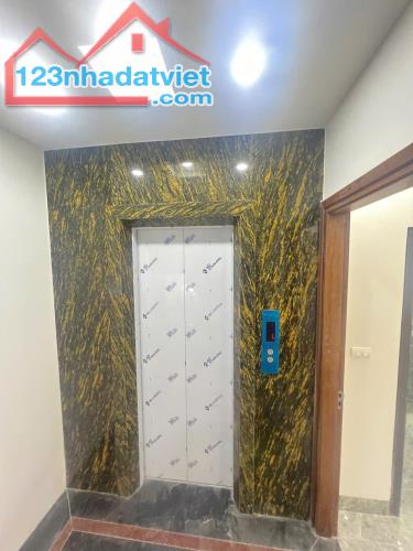 Cần bán nhà Nguyễn Đình Hoàn, Cầu Giấy, Hà Nội 6 tầng thang máy, kinh doanh - 1